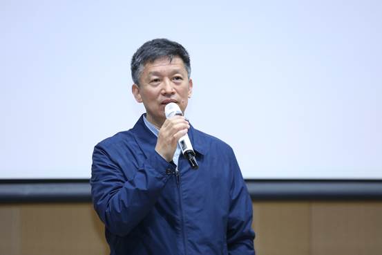 https://www.ae.tsinghua.edu.cn/__local/C/01/72/E8A9D9C96ACF75CDD23F39469BD_5F24E752_28111.jpg